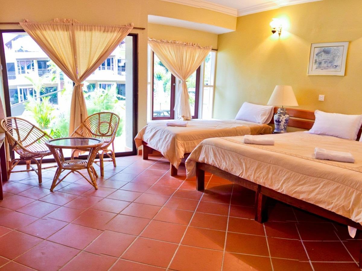 อันจุงัน บีช รีสอร์ต Hotel กัมปุง ตาลุค นิปาห์ ภายนอก รูปภาพ