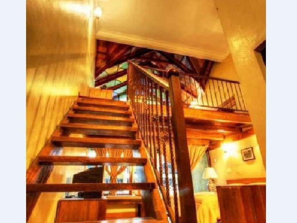 อันจุงัน บีช รีสอร์ต Hotel กัมปุง ตาลุค นิปาห์ ภายนอก รูปภาพ