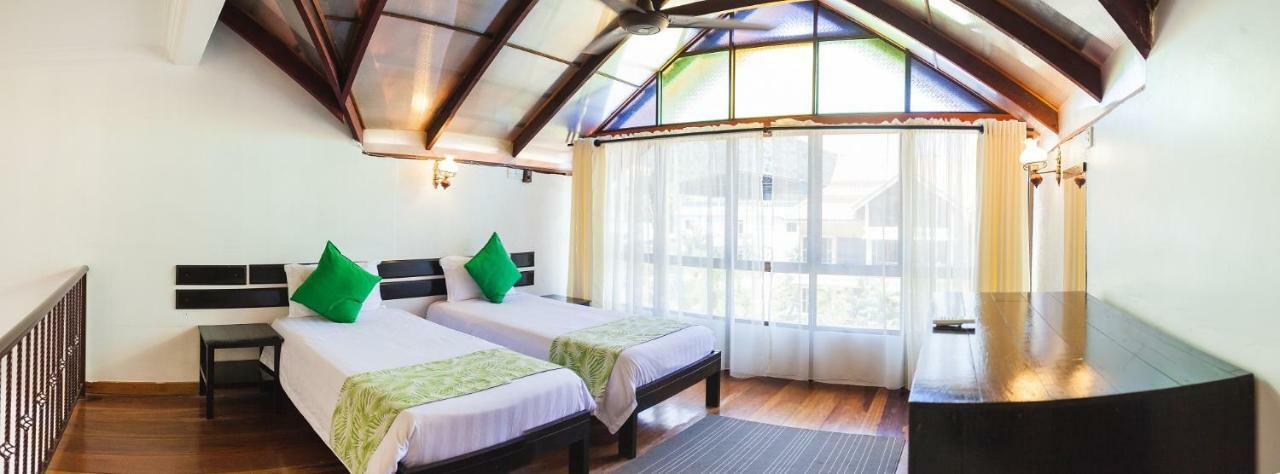 อันจุงัน บีช รีสอร์ต Hotel กัมปุง ตาลุค นิปาห์ ภายนอก รูปภาพ