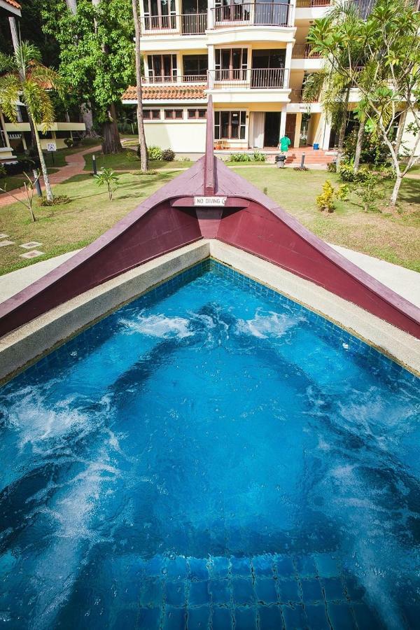 อันจุงัน บีช รีสอร์ต Hotel กัมปุง ตาลุค นิปาห์ ภายนอก รูปภาพ